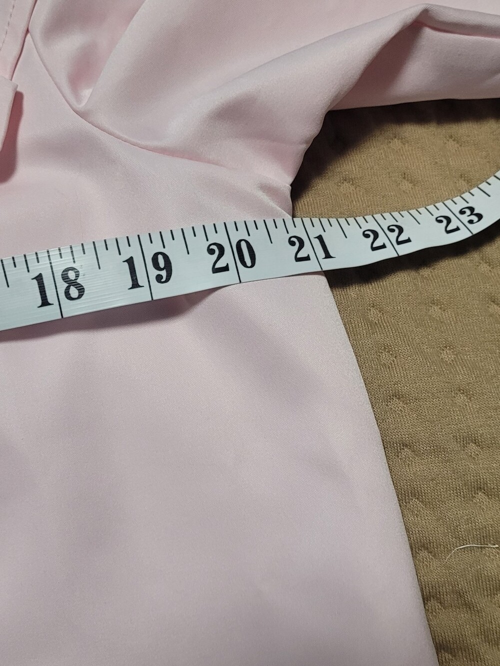💚10 for $10💚 Bundle and save Soft Pink Ruffle Front Top - Picture 4 of 5